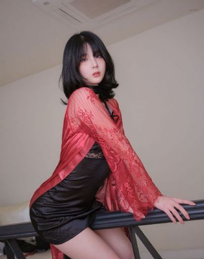 唱歌的大姐姐也想做动漫_4K高清在线观看
