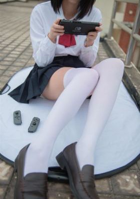 偷偷橹_蓝光在线观看完整版